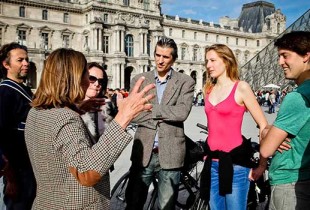 Combo Guided Bike Tour Bike Tour + Louvre Museum